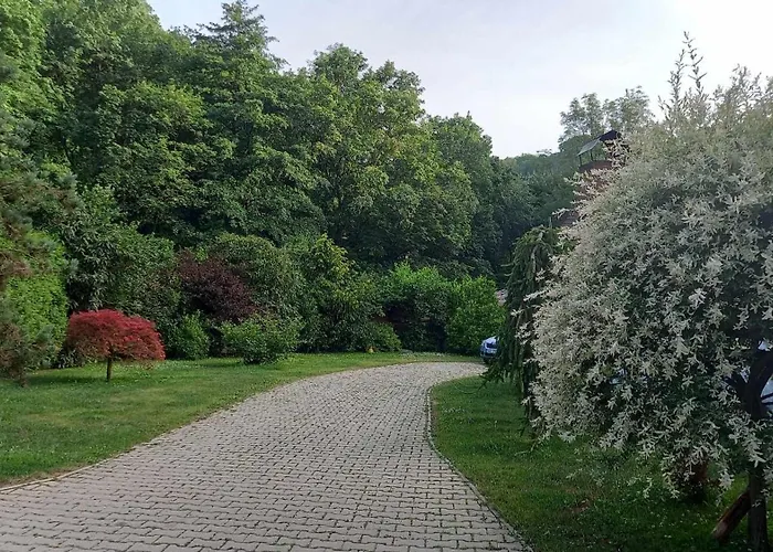 Hajovna U Dubu Guest house 3*